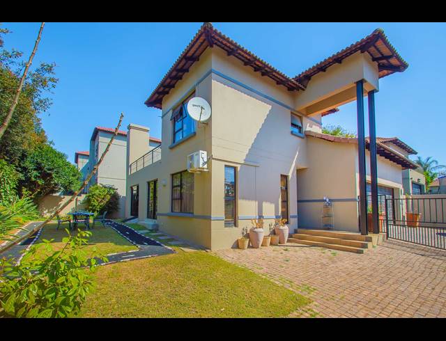 3 BEDROOM HOUSE FOR SALE IN NORTH RIDING
